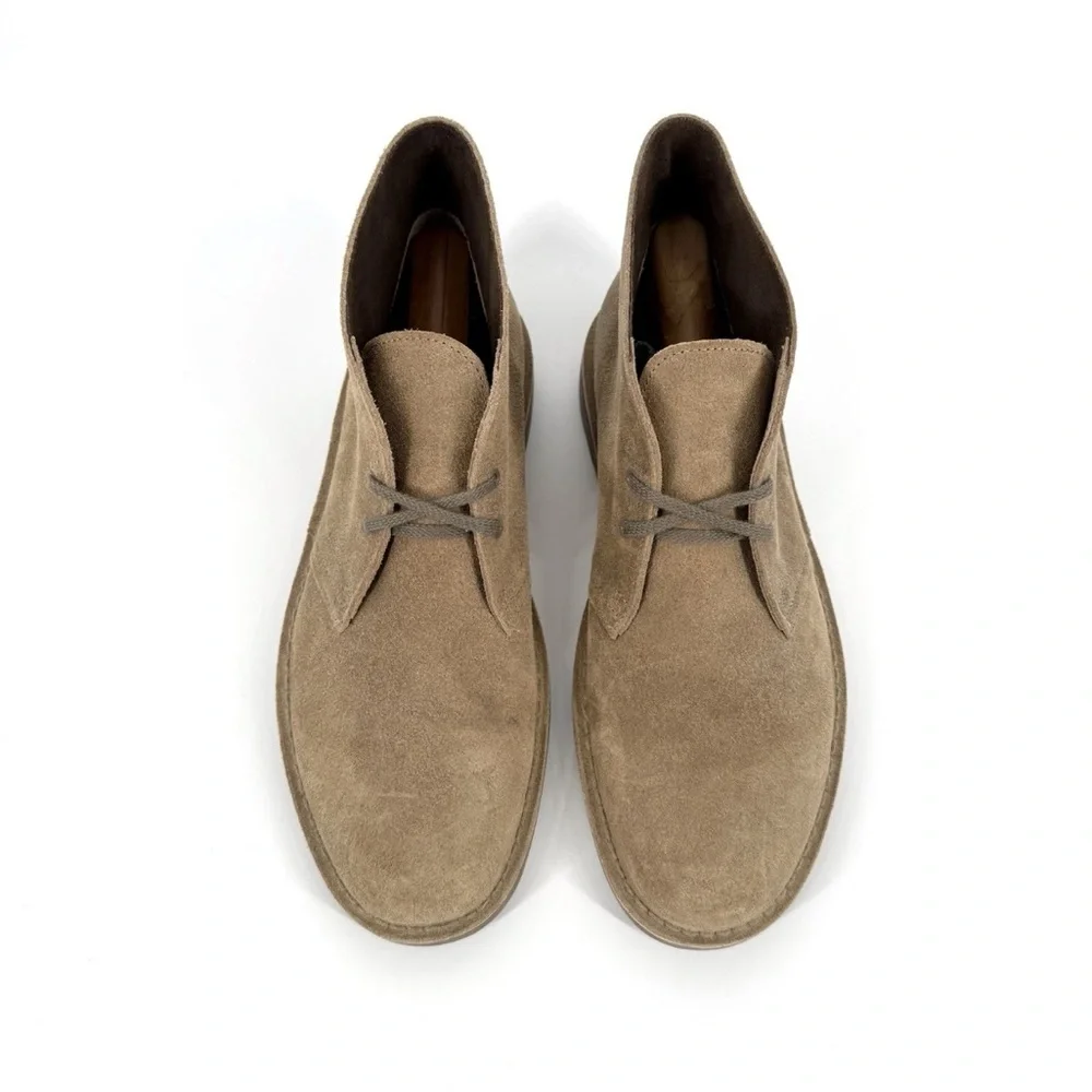 Clarks Chukka Boots Mens Size 10 Light Brown Leather Rugged Urban Classic